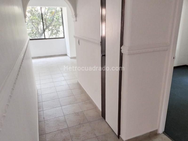 3BR Exterior Apartment for Rent in Laureles with Covered Parking - 5