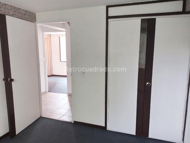 3BR Exterior Apartment for Rent in Laureles with Covered Parking - 7