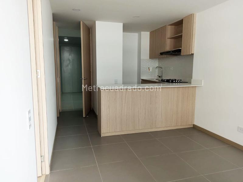 1BR Studio Apartment in Guayabal - 3