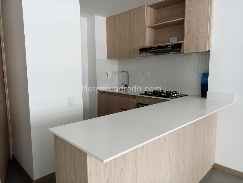 1BR Studio Apartment in Guayabal - 4