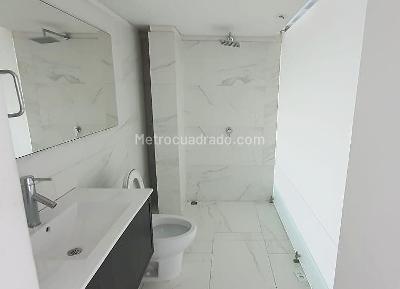 Casa de 3 alcobas en venta en Laureles, Medellín, 230 m² · foto 13 de 13