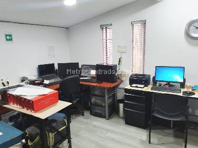 Casa de 3 alcobas en venta en Laureles, Medellín, 230 m² · foto 8 de 13