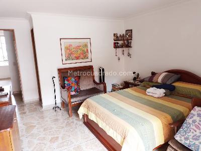 Apartamento en venta en Laureles, Medellín · foto 11 de 17