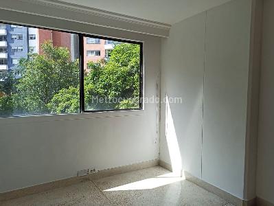 Apartamento de 3 alcobas en arriendo en Belen, Medellín, 86 m² · foto 11 de 18