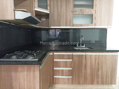 Apartamento de 3 alcobas en arriendo en Belen, Medellín, 86 m² · foto 6 de 18