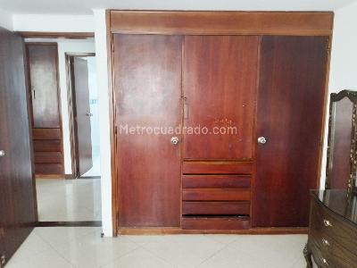 Apartamento de 3 alcobas en venta en Laureles, Medellín, 157 m² · foto 11 de 19