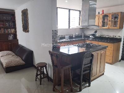 Apartamento de 3 alcobas en venta en Laureles, Medellín, 157 m² · foto 4 de 19
