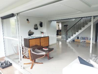 Apartamento de 5 alcobas en venta en Laureles, Medellín, 260 m² · foto 3 de 20