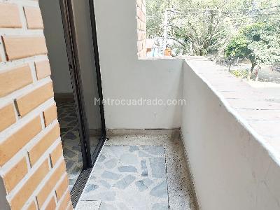 Apartamento de 3 alcobas en venta en Laureles, Medellín, 100 m² · foto 15 de 16
