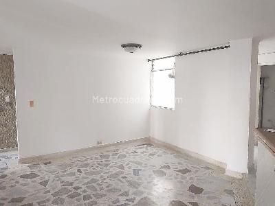 Apartamento de 3 alcobas en venta en Laureles, Medellín, 100 m² · foto 3 de 16