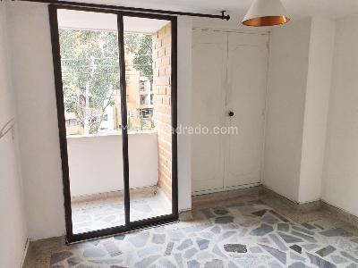 Apartamento de 3 alcobas en venta en Laureles, Medellín, 100 m² · foto 6 de 16