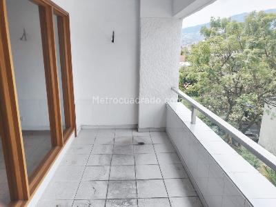 Apartamento de 3 alcobas en venta en Laureles, Medellín, 160 m² · foto 17 de 17