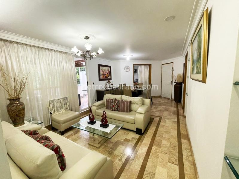 3BR Apartment for Rent near Main Road in Belen de la Mota - 2