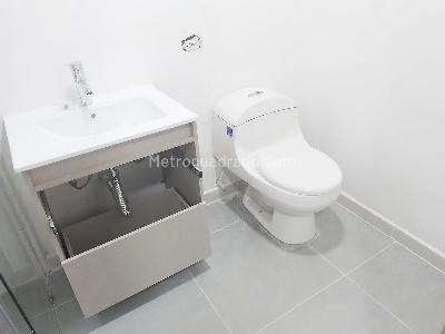 Apartamento de 3 alcobas en venta en Laureles, Medellín, 108 m² · foto 12 de 16