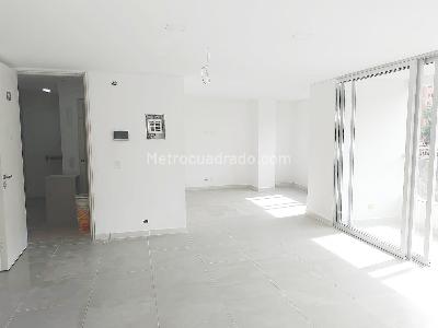 Apartamento de 3 alcobas en venta en Laureles, Medellín, 108 m² · foto 2 de 16