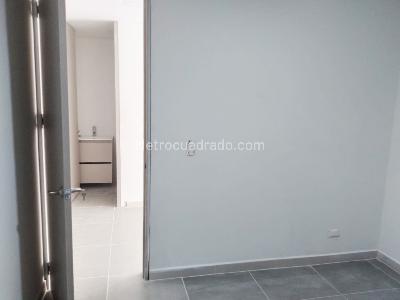 Apartamento de 3 alcobas en venta en Laureles, Medellín, 108 m² · foto 6 de 16