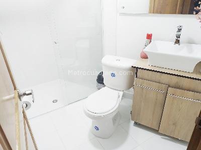Apartamento de 4 alcobas en venta en Laureles, Medellín, 142 m² · foto 16 de 20