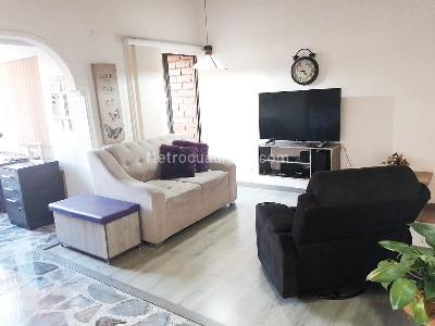 Apartamento de 4 alcobas en venta en Laureles, Medellín, 142 m² · foto 7 de 20