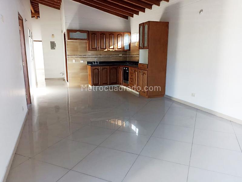 Apartamento de 3 Alcobas cerca al Transporte en Belén Fátima