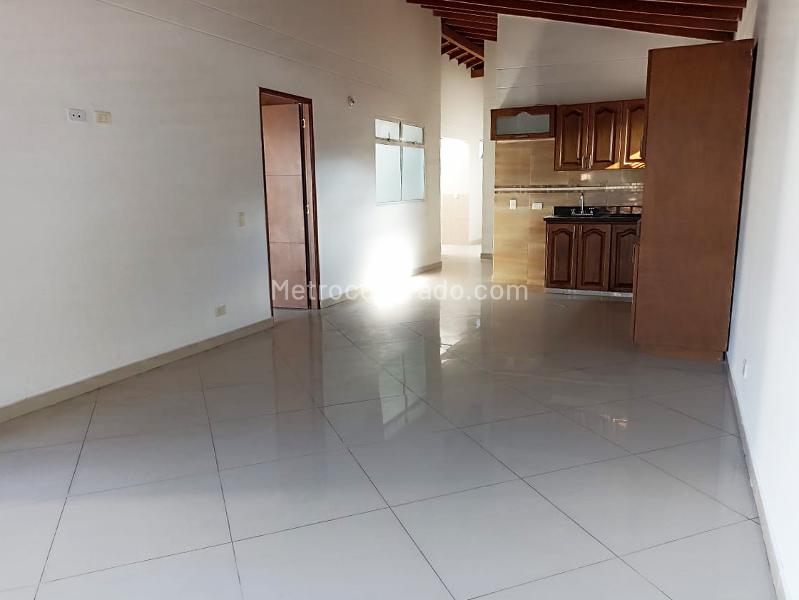 Apartamento de 3 Alcobas cerca al Transporte en Belén Fátima - 3