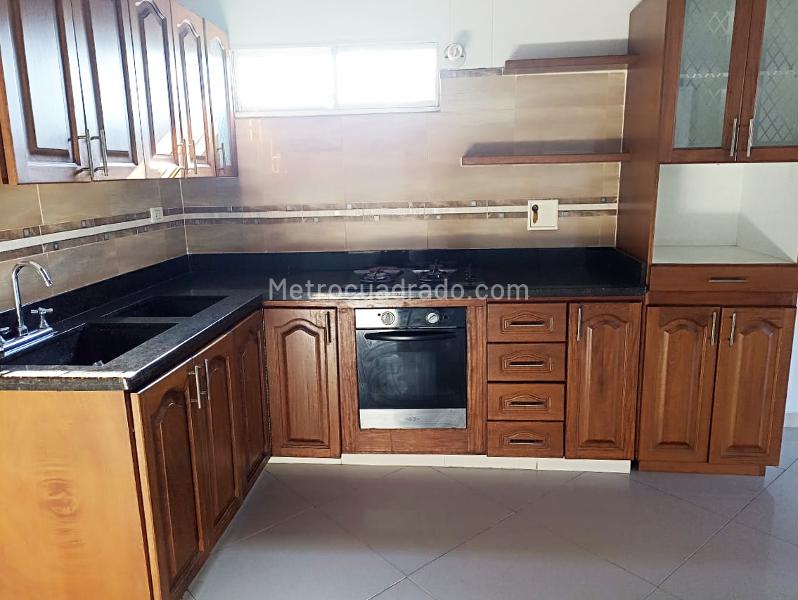 Apartamento de 3 Alcobas cerca al Transporte en Belén Fátima - 4