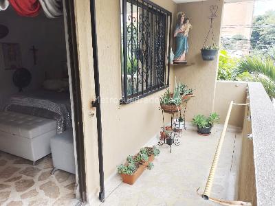Apartamento de 3 alcobas en venta en Laureles, Medellín, 154 m² · foto 17 de 18