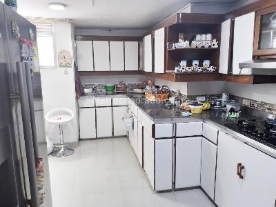 Apartamento de 3 alcobas en venta en Laureles, Medellín, 154 m² · foto 8 de 18