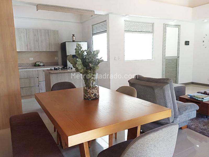 Furnished 3BR Apartment in La Floresta - 3