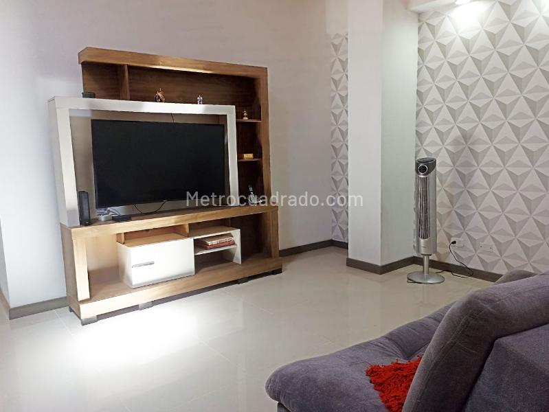 Furnished 3BR Apartment in La Floresta - 7