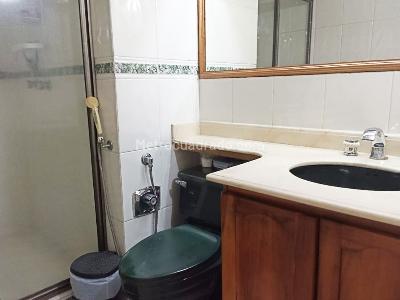 Casa de 5 alcobas en venta en Diego Echavarria, Medellín, 110 m² · foto 15 de 18