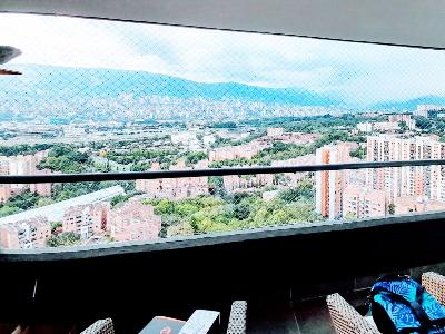 Apartamento de 3 alcobas en venta en Belen Loma De Los Bernal, Medellín, 119 m² · foto 11 de 14