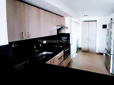 Apartamento de 3 alcobas en venta en Belen Loma De Los Bernal, Medellín, 119 m² · foto 4 de 14
