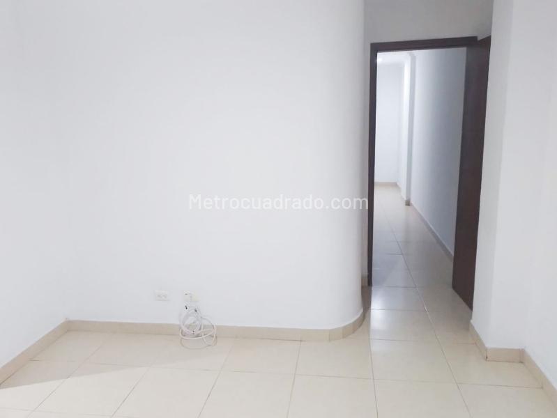 Apartamento de 2 Alcobas y 2 Baños en Laureles - 9
