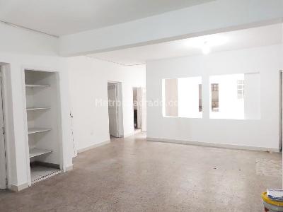 Oficina en Arriendo, LAURELES, Medellín