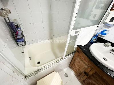 Apartamento de 3 alcobas en arriendo en Laureles, Medellín, 91 m² · foto 14 de 15