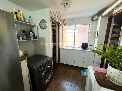 Apartamento de 3 alcobas en arriendo en Laureles, Medellín, 91 m² · foto 5 de 15