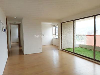 Apartamento de 2 alcobas en venta en Belen, Medellín, 84 m² · foto 4 de 19