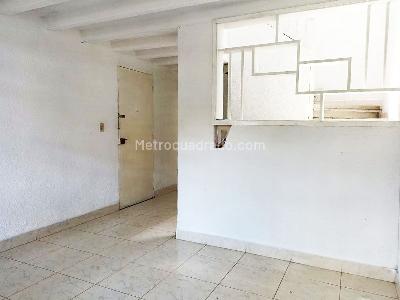 Casa de 5 alcobas en venta en Belen, Medellín, 135 m² · foto 2 de 15