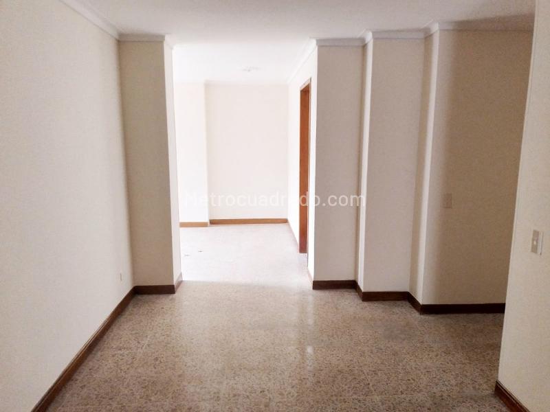 3BR Apartment in LAURELES (110 m²) - 4