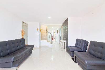 Apartamento de 3 alcobas en venta en Belen, Medellín, 210 m² · foto 2 de 20