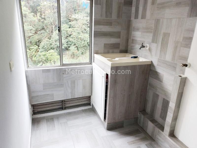 Apartamento Amplio de 3 Alcobas cerca a Restaurantes en Laureles - 6