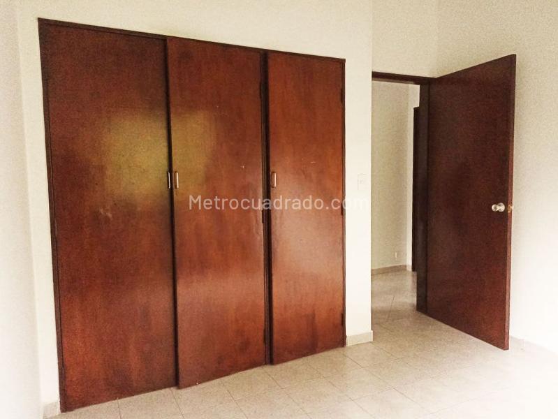Spacious 3BR Apartment in Belen - 7