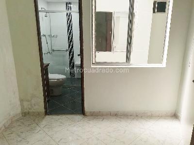 Casa de 3 alcobas en venta en Laureles, Medellín, 135 m² · foto 11 de 17