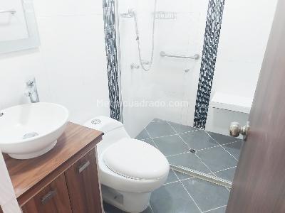 Casa de 3 alcobas en venta en Laureles, Medellín, 135 m² · foto 14 de 17