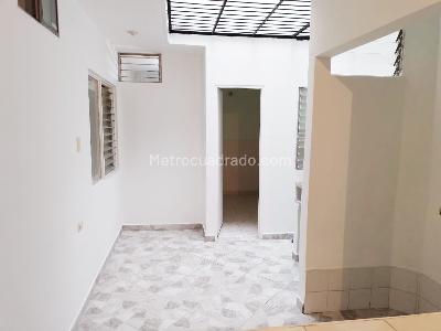 Casa de 3 alcobas en venta en Laureles, Medellín, 135 m² · foto 15 de 17