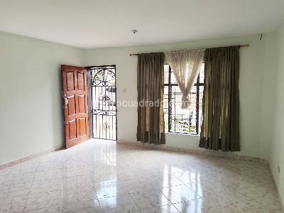 Casa de 3 alcobas en venta en Laureles, Medellín, 135 m² · foto 2 de 17