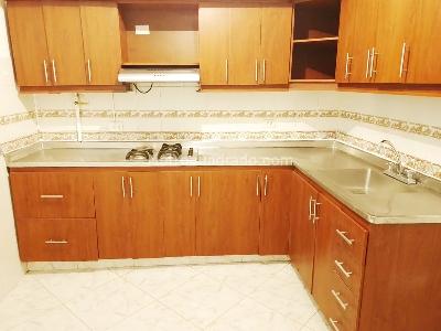 Casa de 3 alcobas en venta en Laureles, Medellín, 135 m² · foto 4 de 17