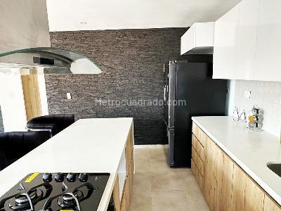 Apartamento de 3 alcobas en arriendo en Laureles, Medellín, 110 m² · foto 9 de 20