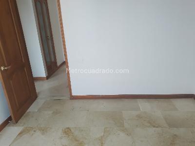 Apartamento de 3 alcobas en arriendo en Laureles, Medellín, 116 m² · foto 12 de 18