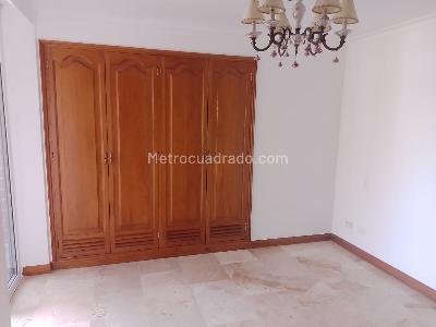 Apartamento de 3 alcobas en arriendo en Laureles, Medellín, 116 m² · foto 8 de 18